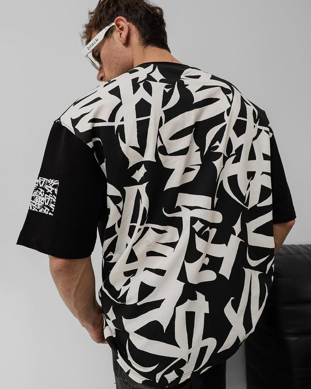 Embossed Drop Shoulder Tee – Fine Jersey Comfort